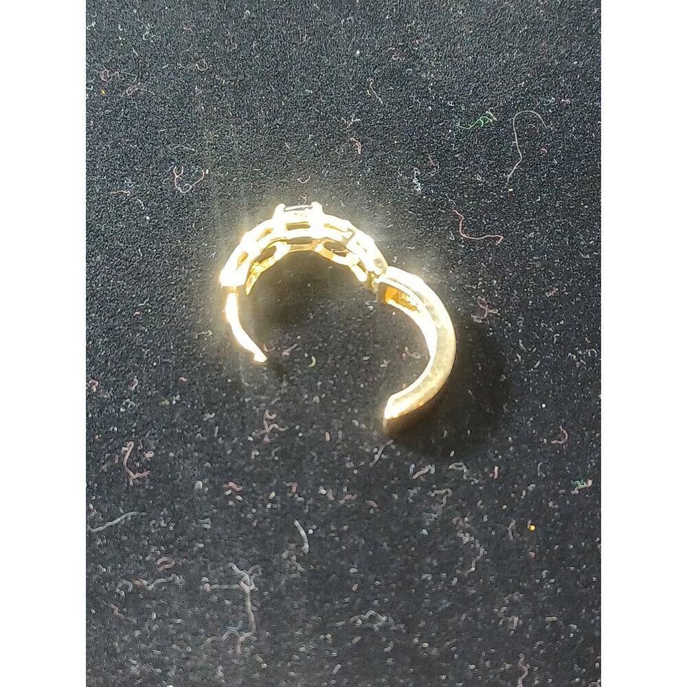 Gold Toned Oval Black Stones Round Hoop Peirced Earrings Modern Beautiful Fun - Picture 4 of 6
